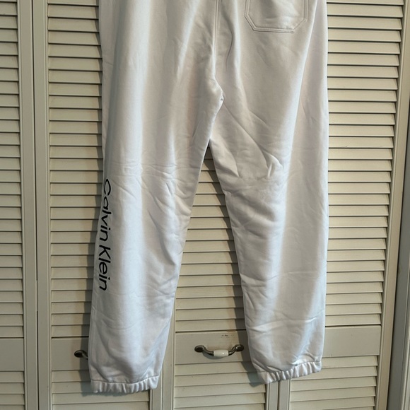 Calvin Klein Men’s White Sweatpants NWT 2XL - Picture 2 of 7